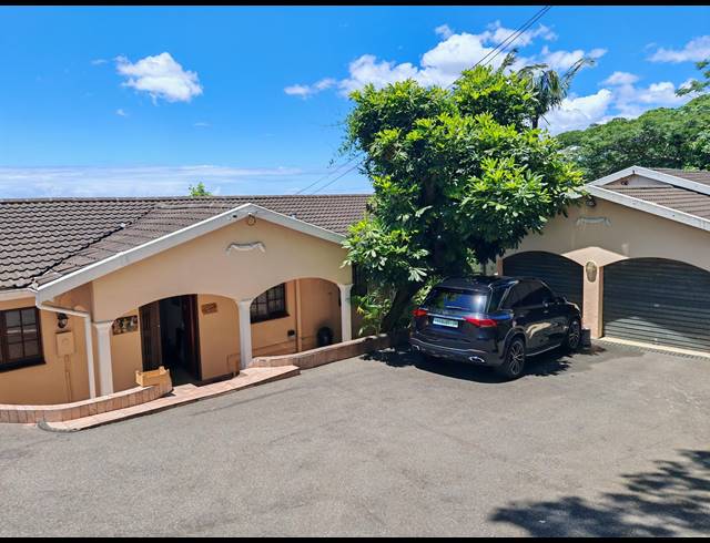4 BEDROOM HOUSE FOR SALE IN CHILTERN HILLS